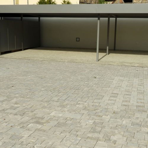 Parkplatzbereich Lange Straße